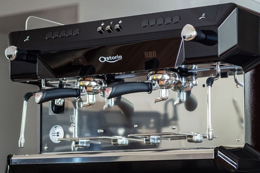 Macchina da caffè Astoria professionale per bar HoReCa